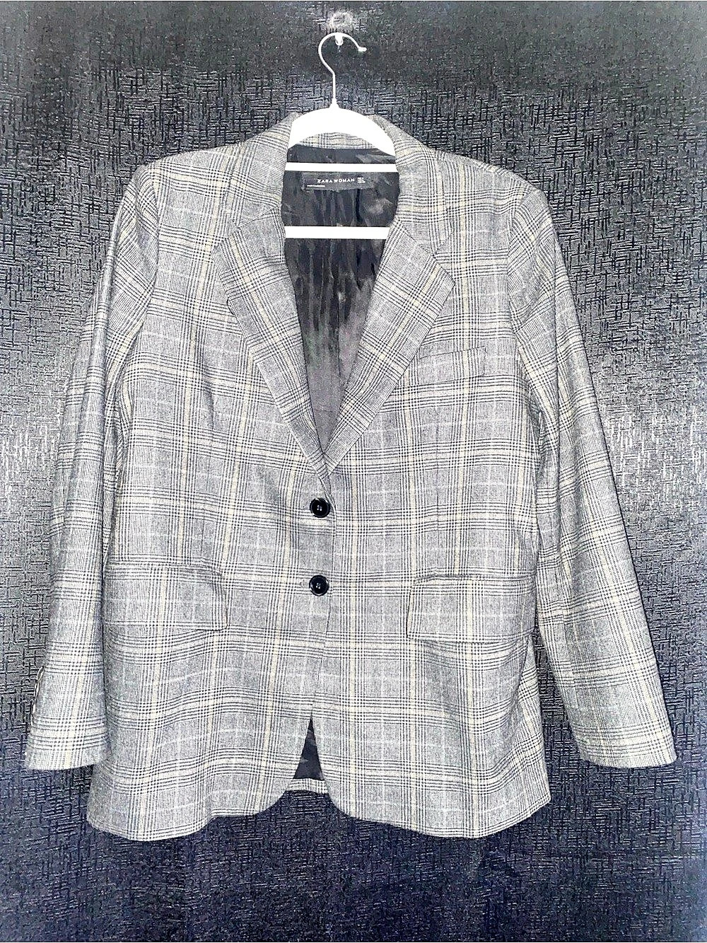 Zara  - Plaid Blazer in gray, tan, and blue size large